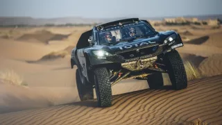 Peugeot 2008 DKR16 - Obrázek 2