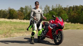 Recenze motocyklu Honda CBR500R