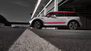 MINI John Cooper Works Clubman 12