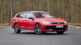 Volkswagen Passat i se čtyřkolkou ujede přes tisíc kilometrů. Hlavně s velkou dávkou komfortu