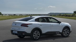 Citroen C4 X