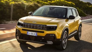 Jeep Avenger je výhodnější než kdy předtím. Se spalovacím motorem vyjde pod půl milionu