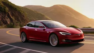 Alza začala prodávat elektromobily Tesla 4