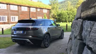 Vyzkoušeli jsme Range Rover Velar. 11