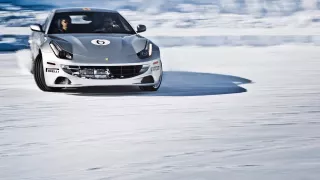 Ferrari na ledu 