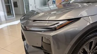 Toyota C-HR+