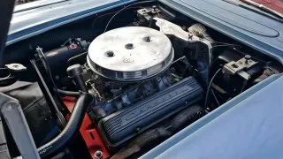 Ford Mustang a Chevrolet Corvette