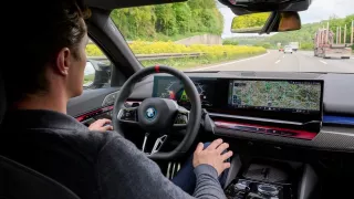 Jak vypadá budoucnost dle BMW? Čistě a neotřele