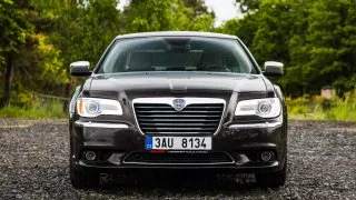 Lancia Thema 3.0 CRD