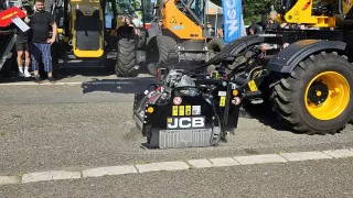 JCB Pothole Pro