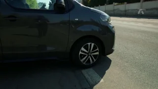 Recenze Citroënu SpaceTourer 2,2 BlueHDi L3