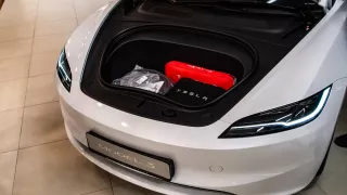 Tesla Model 3 Highland