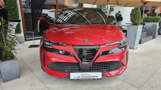 První elektromobily značky Alfa Romeo je v Česku. Prohlédli jsme si nový model Junior