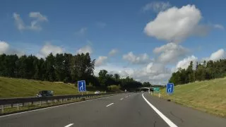 Zvýšená rychlost na dálnici