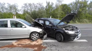 Nebyl viníkem nehody, přesto přijde o odškodnění. Jel na letních pneumatikách