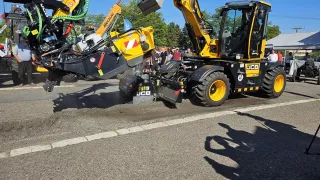 JCB Pothole Pro