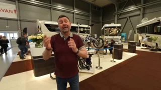 Na výstavě For Caravan byl obytňák za 17 milionů i matrace do Škody Octavia. Podívejte se na ochutnávku