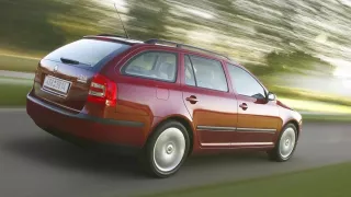 Bazar: Škoda Octavia II (2004-2012). Stále žádaný model má slabiny na podvozku, jinak bývá v pohodě