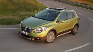 Suzuki S-Cross 2014