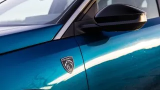 Peugeot 5008 Hybrid 145 e-DCS6