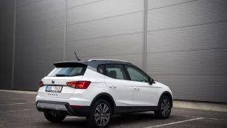 SEAT Arona 1.0 TSI exteriér 7