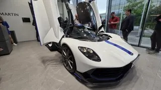Aston Martin Valhalla