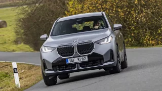 Nové BMW X3 už nenabídne sportovní verzi, ale dál věří šestiválci. Bude i v naftě