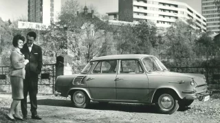 Jak se žilo řidičům v Československu: Socialismus komplikoval vývoj nových aut i jejich dostupnost