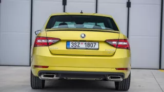 Škoda Superb 2.0 TSI 12