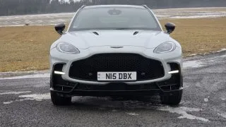 Aston Martin DBX S