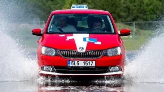 Kdo nezvládne tyto otázky z autoškoly, měl by vrátit řidičák. Vyzkoušejte se v kvízu