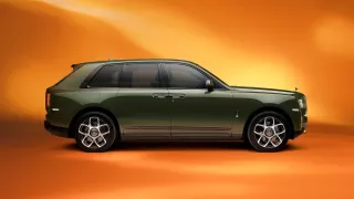 Rolls-Royce Cullinan Military Green