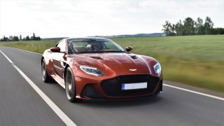 Aston Martin DBS Superleggera