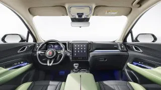 Hongqi HS3