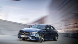 Mercedes AMG A 35 4MATIC 1