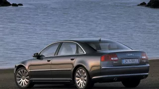 Audi A8 druhé generace 1