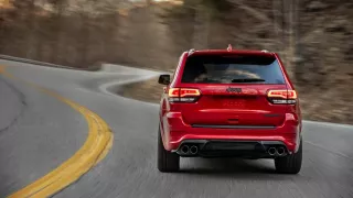 Jeep Grand Cherokee Trackhawk, nejrychlejší SUV 7