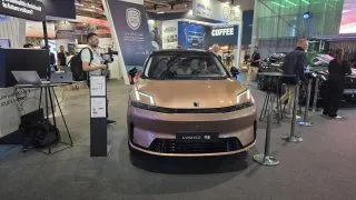 Lynk & Co na autosalonu v Paříži