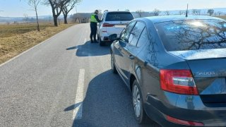 Policie musí při měření rychlosti dodržet řadu pravidel. Kdo je zná, může se pokutě vyhnout