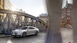 Volkswagen Arteon už si můžete koupit 10