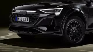 Audi Q8 e-tron edition Dakar