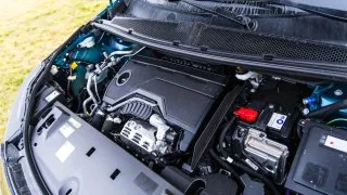 Peugeot 5008 Hybrid 145 e-DCS6