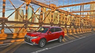 Mitsubishi Outlander facelift 2015