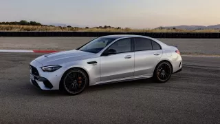 Nový Mercedes-AMG C63 S E Performance