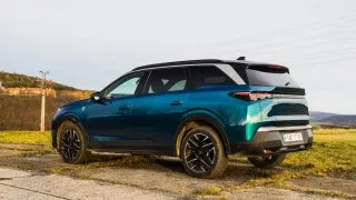 Peugeot 5008 Hybrid 145 e-DCS6