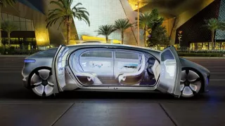 Mercedes-Benz F 015 Luxury in Motion - Obrázek 20