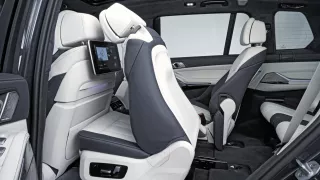 BMW X7 interiér