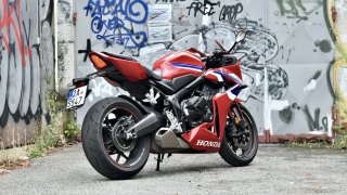 Honda CBR650R E-Clutch