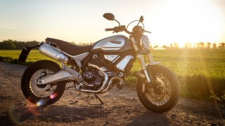 Ducati Scrambler 1100 statické a detaily 26