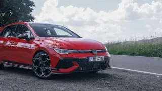 Volkswagen Golf GTI Edition 50